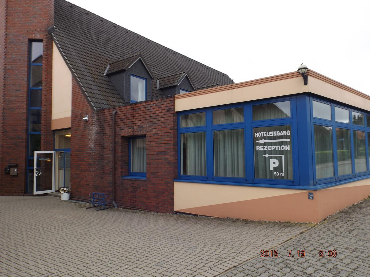 Pampow Hotel Ziegenkrug Schweriner Tor מראה חיצוני תמונה