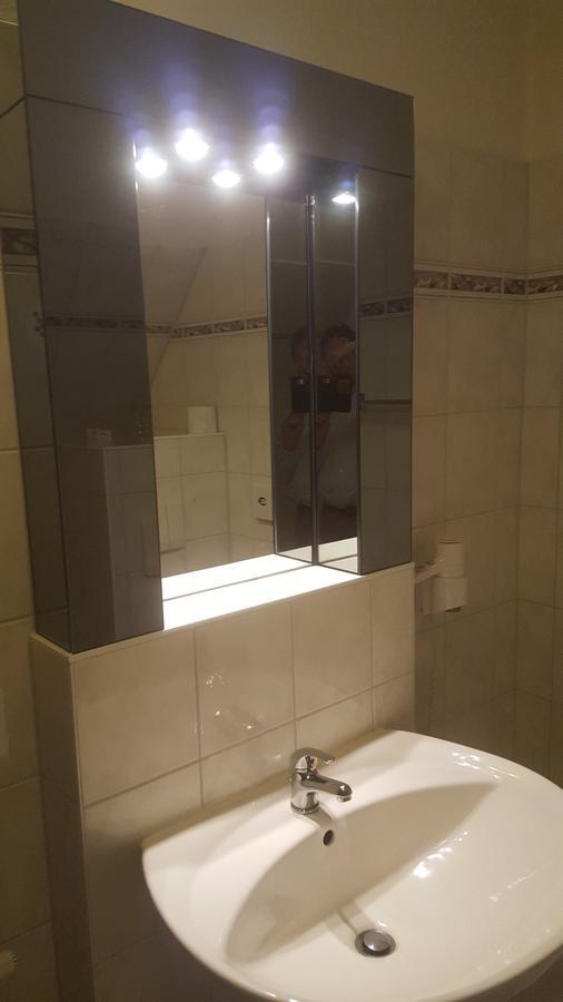 Pampow Hotel Ziegenkrug Schweriner Tor מראה חיצוני תמונה