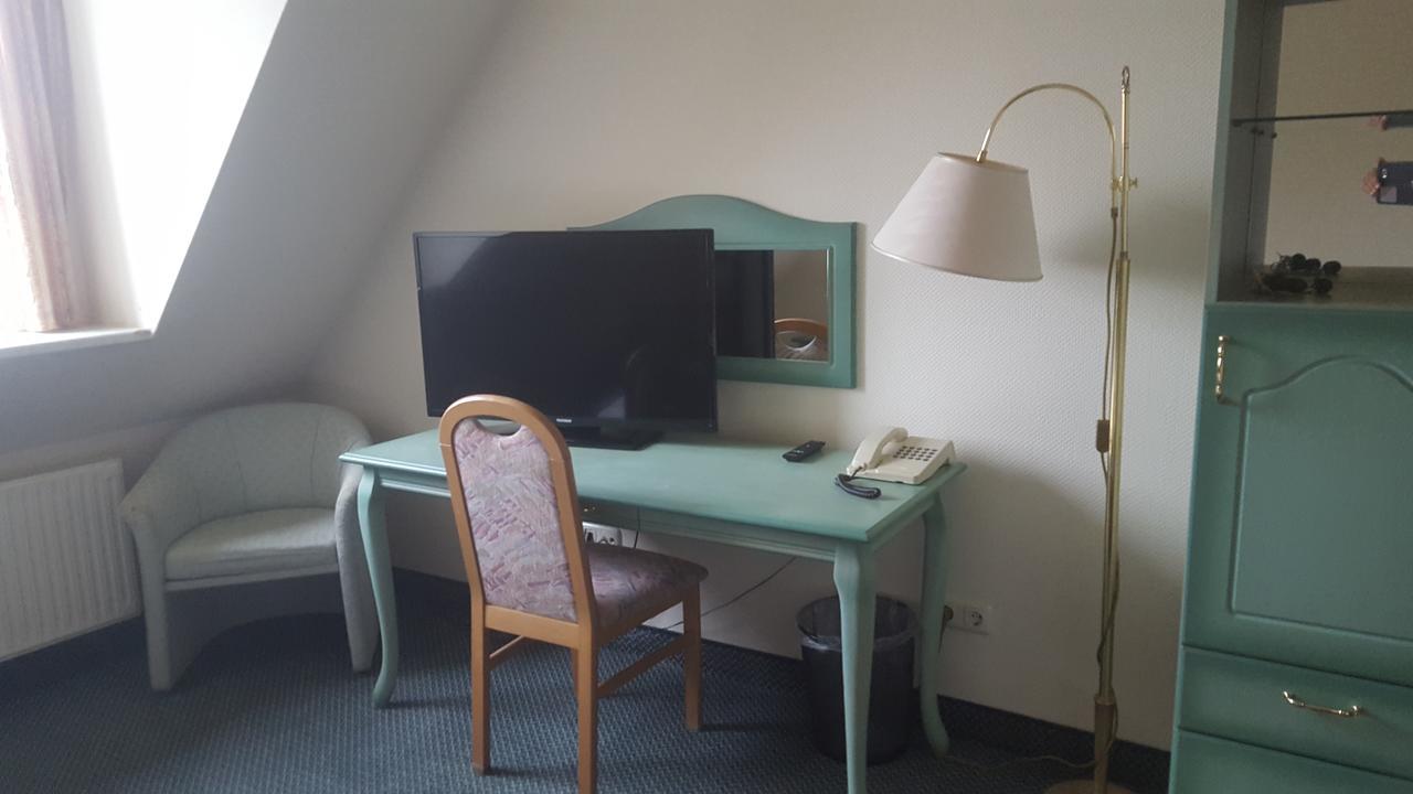 Pampow Hotel Ziegenkrug Schweriner Tor מראה חיצוני תמונה