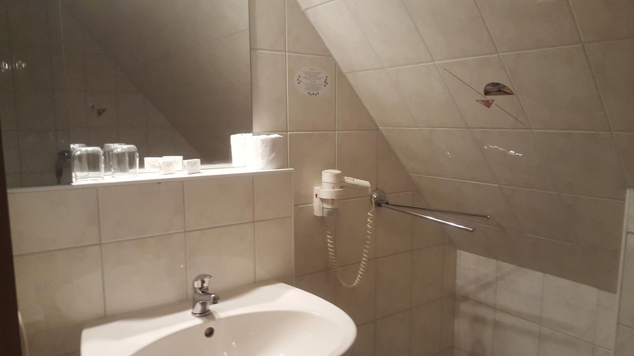 Pampow Hotel Ziegenkrug Schweriner Tor מראה חיצוני תמונה